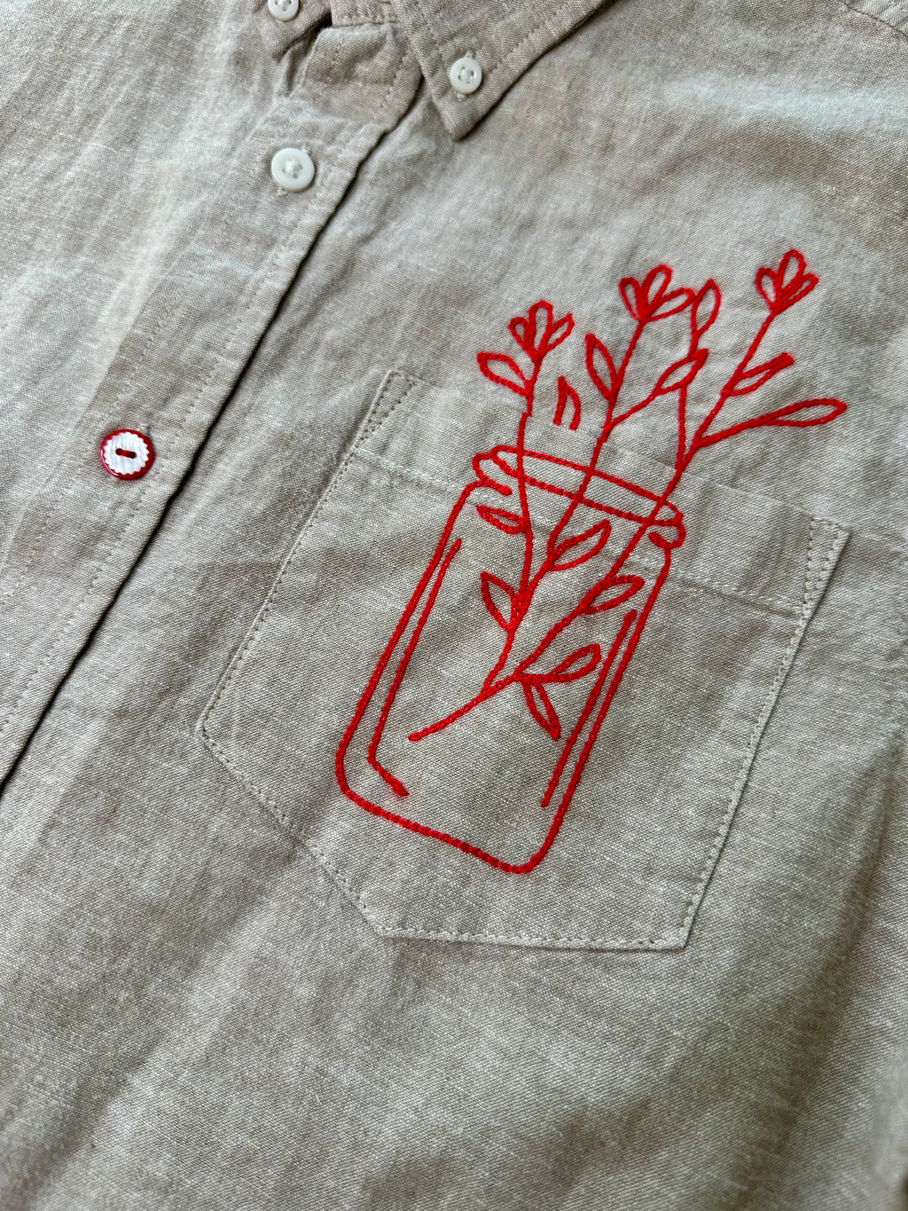 Cropped Button Down — Taupe and Red Floral in Vase