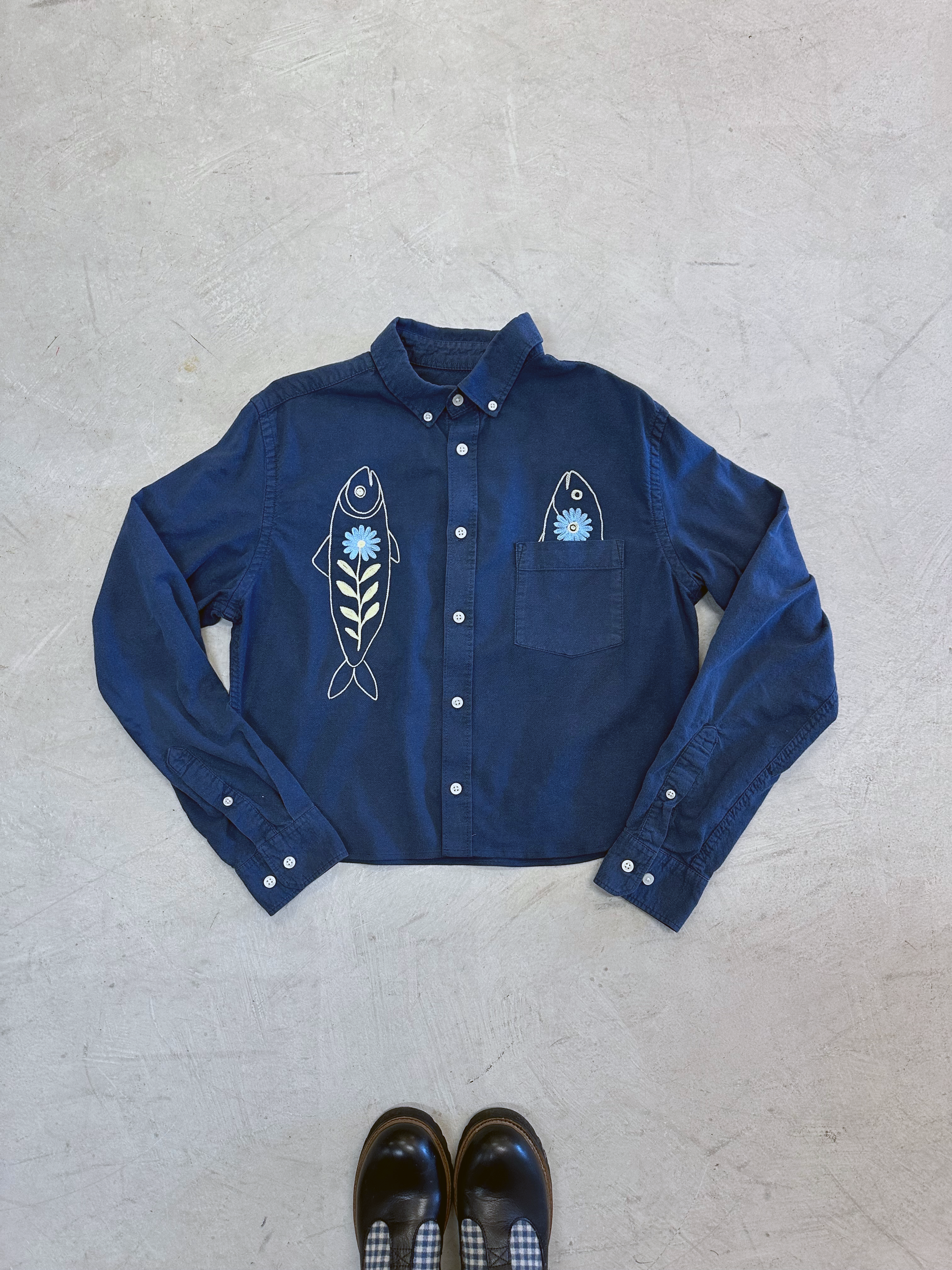 Cropped Long Sleeve Button Down — Navy with Off White Fish and Blue Bud