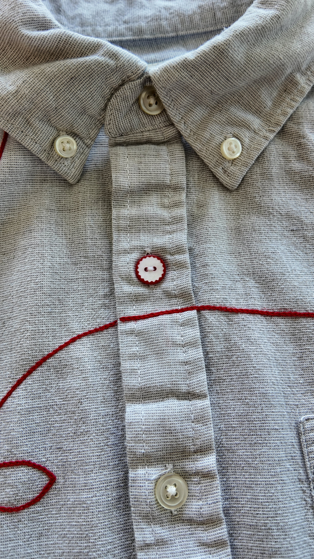 Cropped Short Sleeve Button Down — Grey with Red Faces