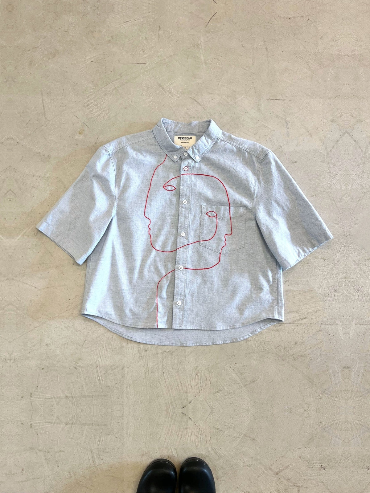 Cropped Short Sleeve Button Down — Pale Blue with Red Faces · S/M
